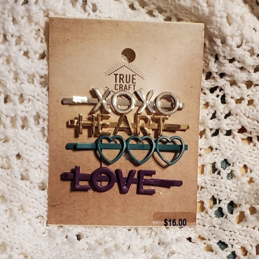 True Craft Hair Pins